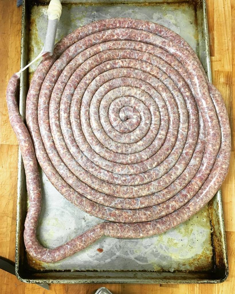 SaltsCure's tweet photo. Butcher sausage game strong: Lamb, pork, juniper and caraway. #fresh #butcheredinhouse #sa… https://t.co/xLBvx1VoAH https://t.co/MSjx3KwMc7