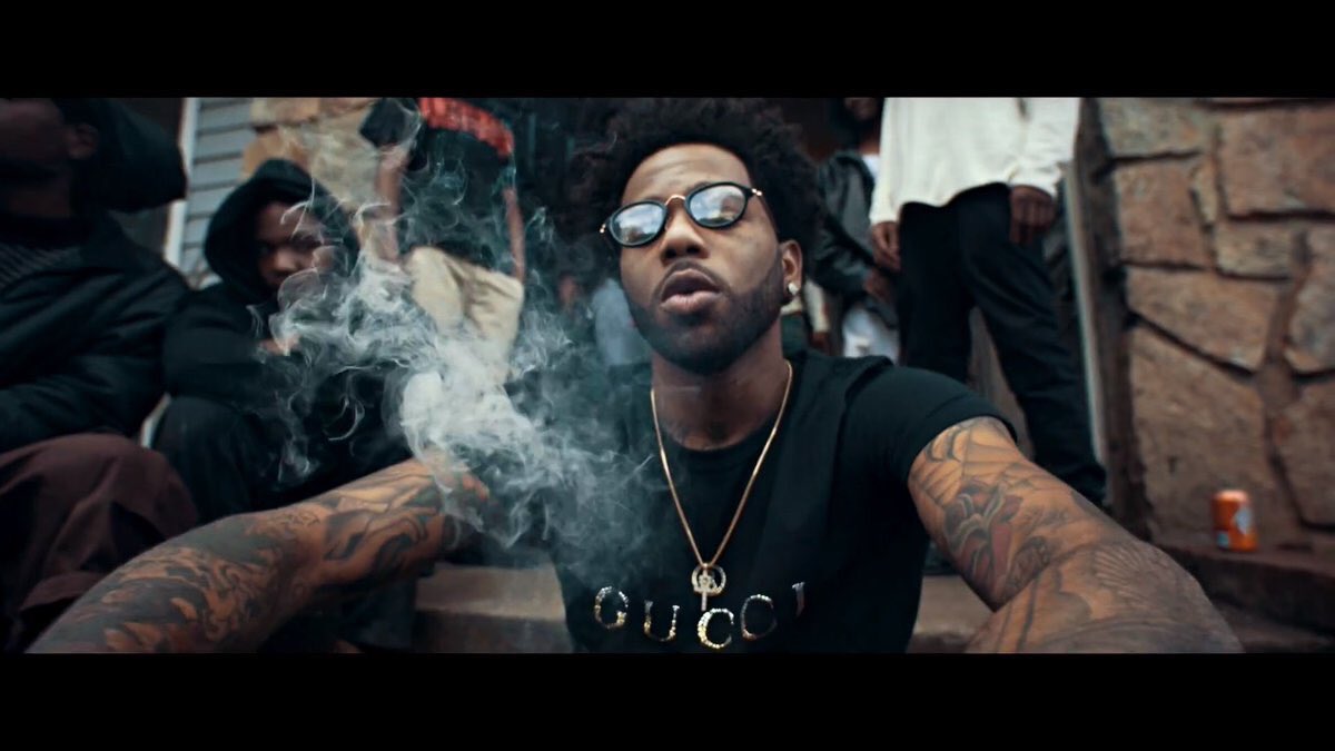 STREETSRAISEDUS's tweet photo. [NEW MUSIC] @Hoodrich_Pablo - "How I Feel" (Prod. By @SpiffyGlobal x @Nard_and_B) https://t.co/2TWCPw1O71 #SRU https://t.co/C58Q4iK0oF