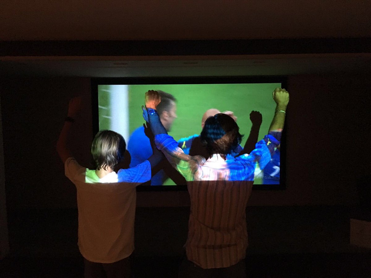 Pirlo_official's tweet image. Che squadra... Bravi ragazzi!! Adesso non ci fermiamo!! 💪💪 🇮🇹🇮🇹🇮🇹