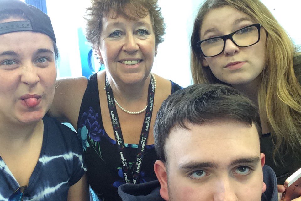 joshyoung28's tweet photo. Loved my first year @colegcambria made some great friends #vrq1 #1cambria @jarvisa25 @Hudson1Judith @ycelstryn https://t.co/eCCz4AoP5q