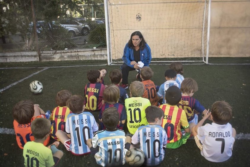 ¿Cómo te vas a ir Messi? Es imposible. #NoTeVayasLio