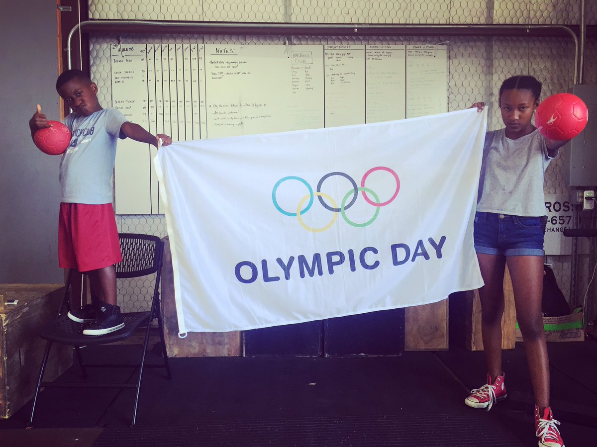 ThisIsHandball's tweet photo. #OlympicDay #handball July 13th, 8-10p ages 6+, $5 sign up #teamhandball #beachhandball #thisishandball #SanAntonio https://t.co/WiLkz3vkvF