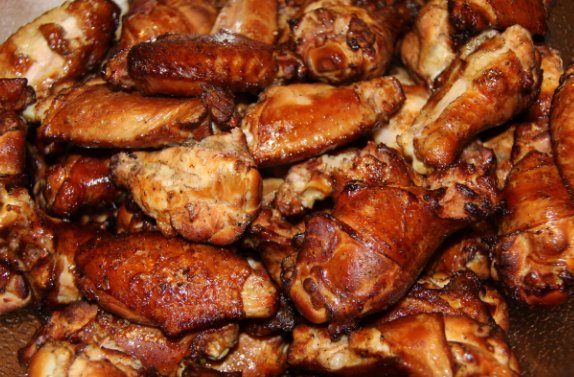 CookingOnScout's tweet photo. These chicken wings are perfect for the upcoming holiday weekend! https://t.co/fUQH8iFIPF https://t.co/wEzWI2t1Is