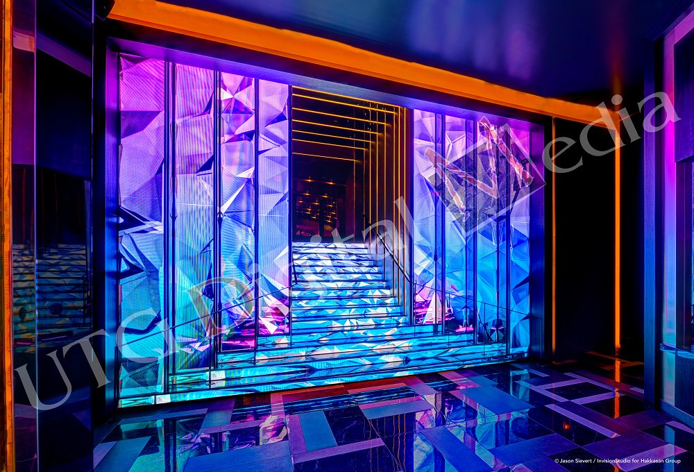 UTGDigitalMedia's tweet image. Exclusive to #UTGDigitalMedia, our #LEDstairs are elegantly transforming nightclubs @MaisonNightClub. Don't delay!