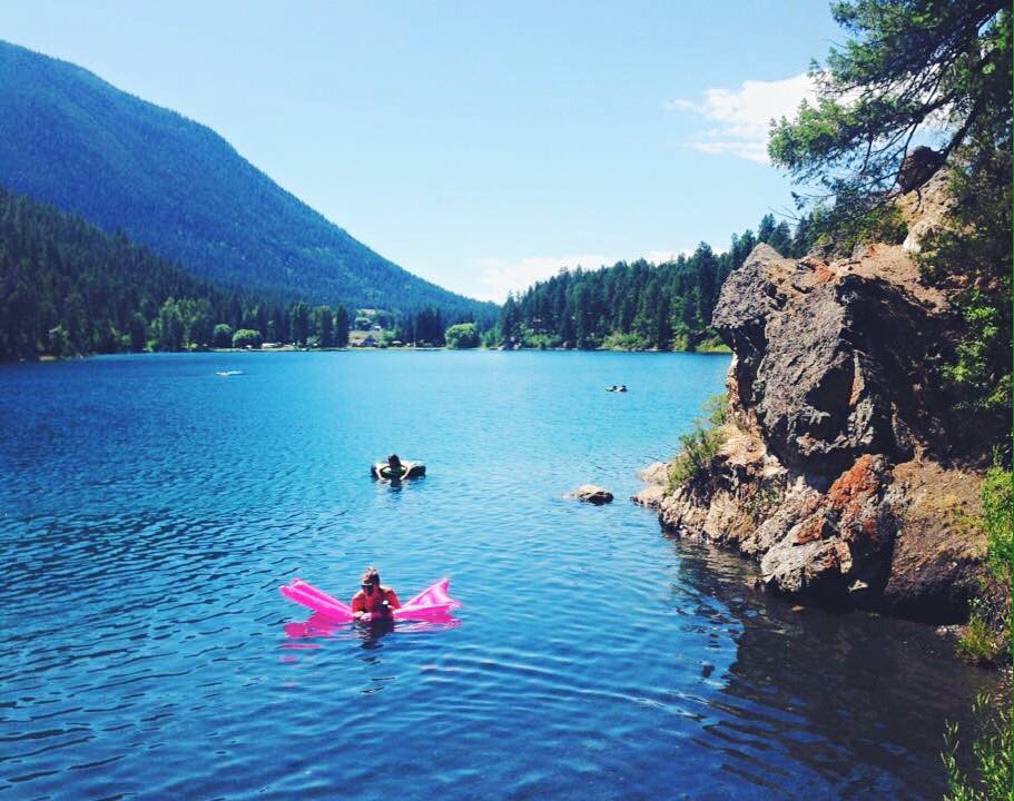 ktnylifecycle's tweet image. Oh Hello Summer☀️
Don't forget your sunscreen CBK 😎 #plus28 #kootenaylife #summervibes #lazylake #kootenaylifeisgood