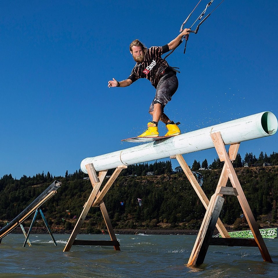 SquamishWinds's tweet photo. $50 clinics with kite pro Sam Medysky at the Squamish. Sign up now before they are gone. https://t.co/81iOM9eNGR https://t.co/vCn16JTk9A