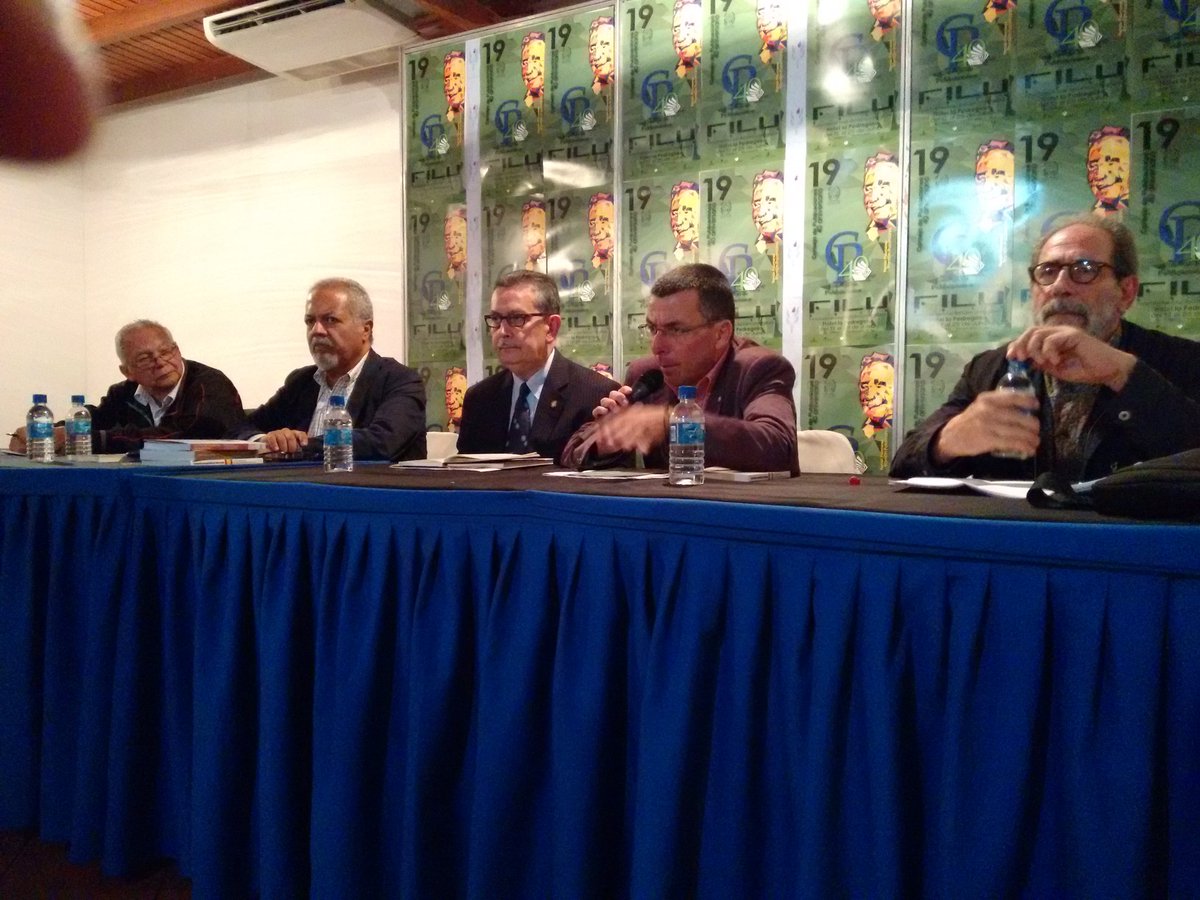 <a href="/tulioehernandez/">Tulio Hernández</a> , Nelson Morales y Miguel Szinetar develan la actual crisis política al cierre de la <a href="/FILUmerida/">FILU 2016</a>