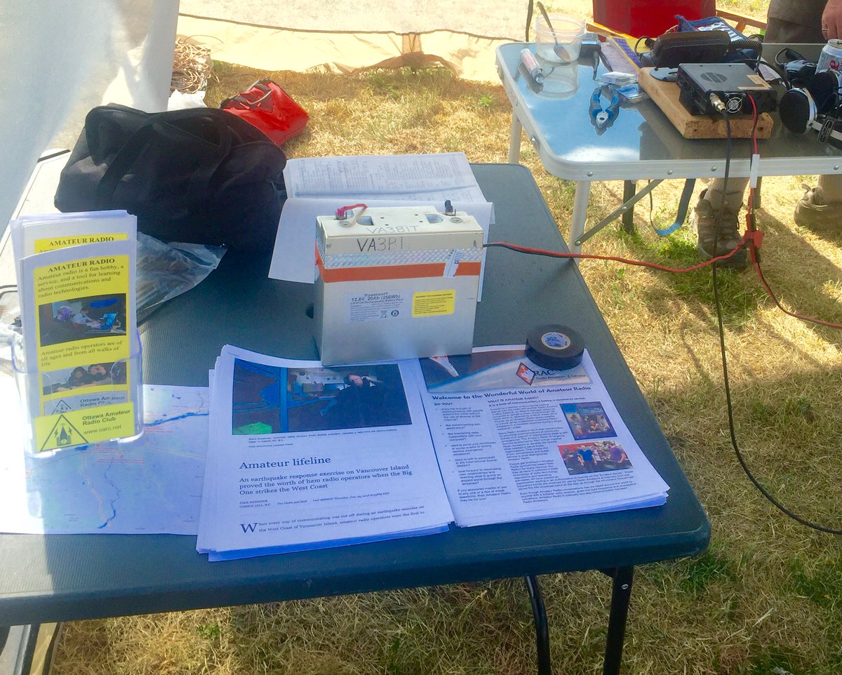 OttawaARC's tweet photo. OARC FD - operating, info table in GOTA station and visitor from an agency. #RACFD #ARRLFD https://t.co/i5Yf5D8Uym