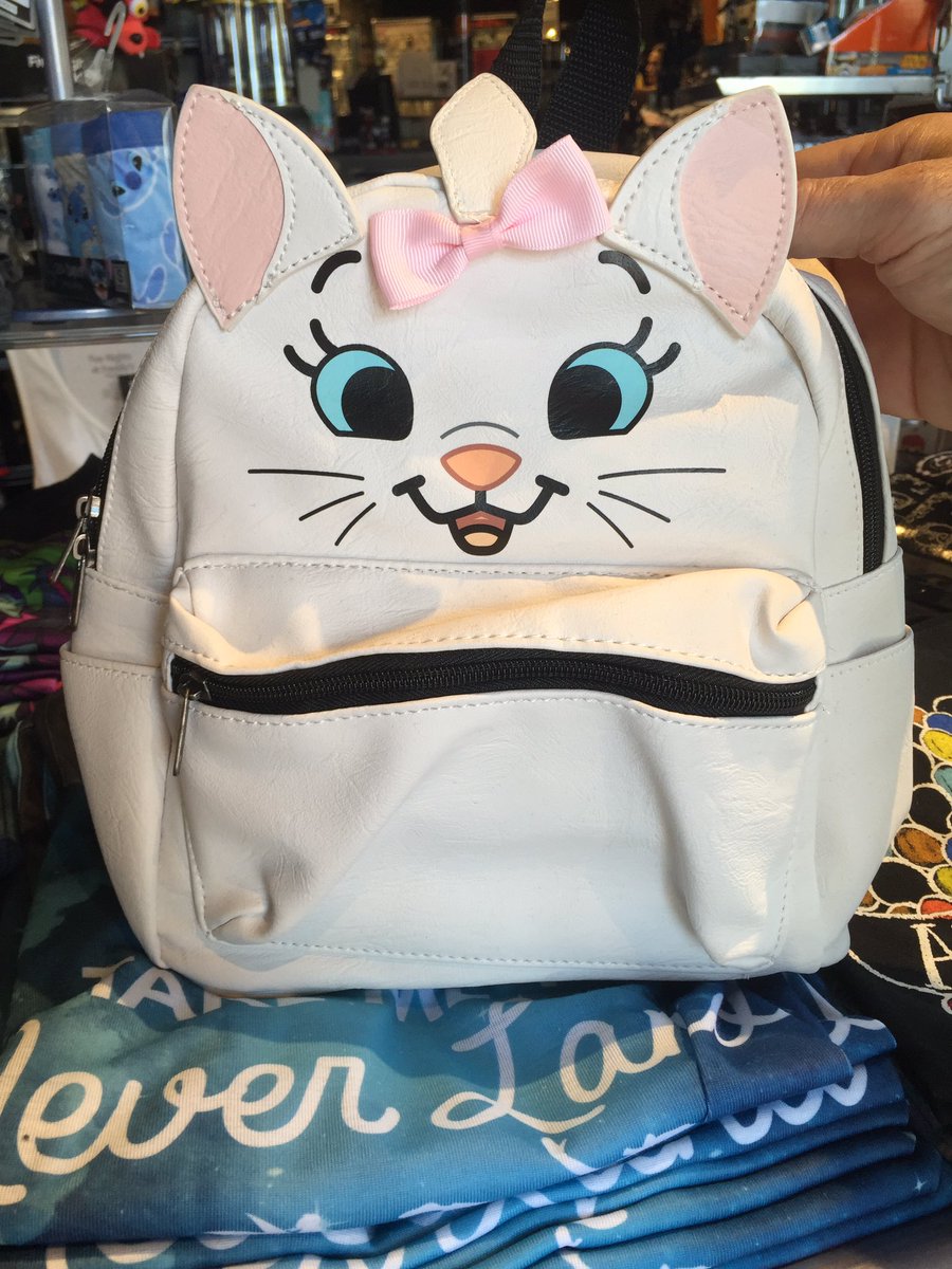 scrapcatmal's tweet photo. @TheJennTracker I think you need this in your life. https://t.co/0gF0MxiQV3