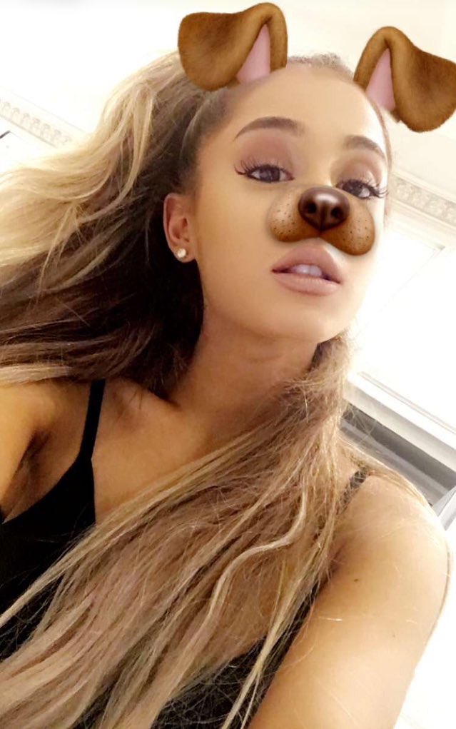 JCupcakeee's tweet photo. "Baby, you just gotta make up your mind, that every little thing is gonna be alright." 💕 https://t.co/TKIoK9P6Ab