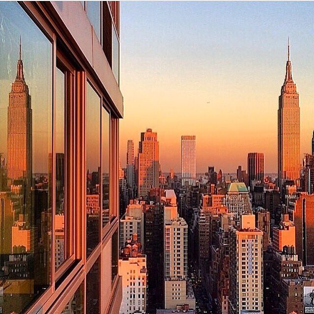 newyorkworldd's tweet photo. as for new york city,  it is a place apart. there is not its match in any other country in the world ✨ https://t.co/BGdh3ge8Ff