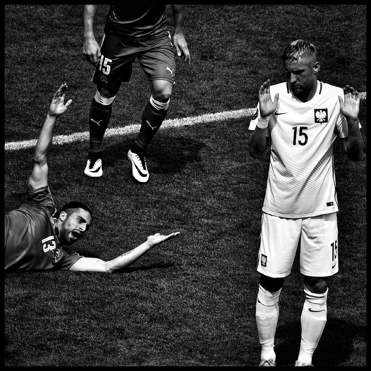 JpKphotographer's tweet photo. 25.06.2016 ©JpK #afp #euro2016 #saintetienne #football #switzerland #poland #Withoutball https://t.co/XbN9NA68Rl