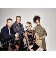 standformiley's tweet image. a gente ja estava aceitando que no the voice ia vim essas roupas/ ai deus chega com essa