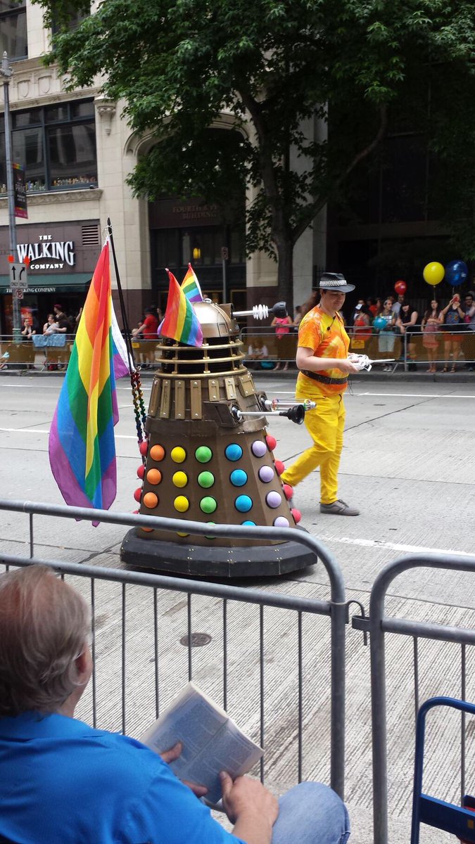 Kyledriver_'s tweet photo. #Pride2016 #DoctorWho https://t.co/vuZikuccv5