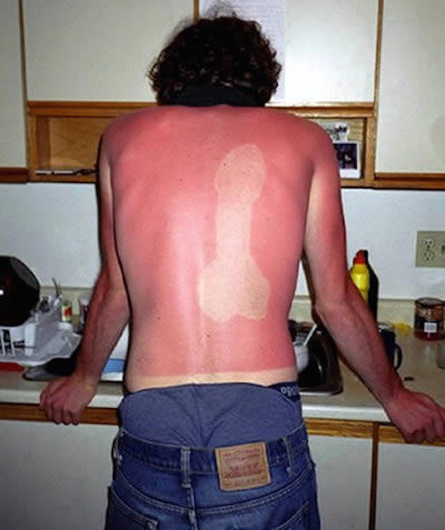 what is the best way to put lotion on your back