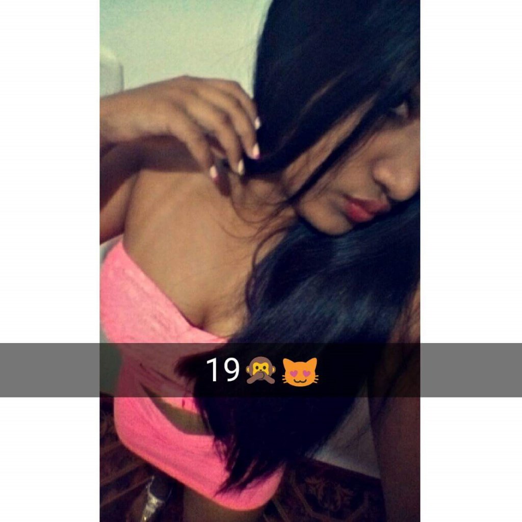 Valen07farfan's tweet photo. 👑💅💄 https://t.co/UPRgEQGQcH