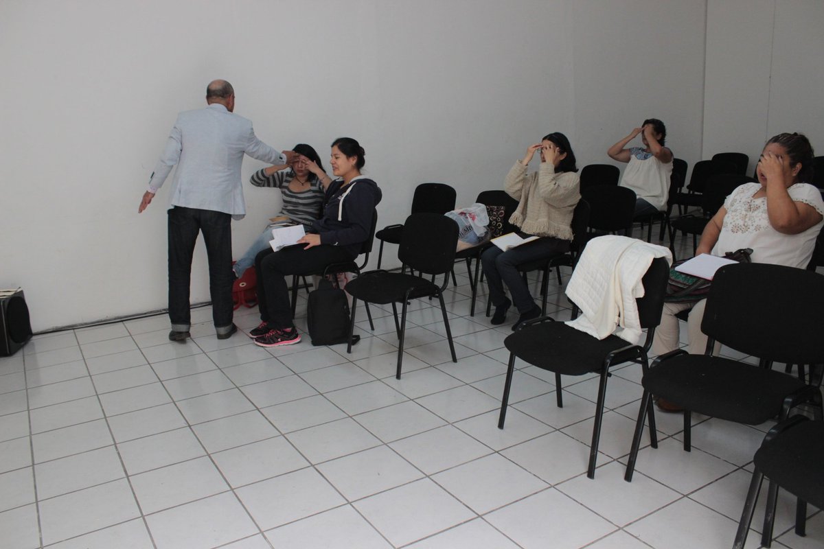 Centro_ALIAC's tweet photo. El taller de Narración Oral, es uno de los talleres sabatinos del #CCALIAC https://t.co/jXIsrDvueh https://t.co/wNQ06cYdMV