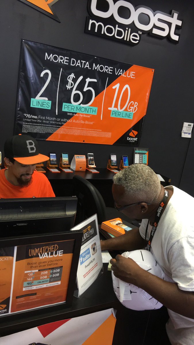 vtruongcao's tweet photo. #BoostTakeover #PhillyEvents be poppin!! #PhillySavesTheWorld #WorkHardPaySmart @SPG_Simonson @MikeWodzisz @Kpalet5 https://t.co/lMJf4GTOks