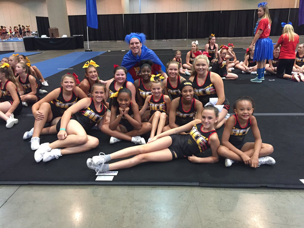 ACE_Sequoyahs's tweet photo. #Sequoyahs got lucky and had Chief first thing this morning at #ACESkillsCamp2016 https://t.co/eR421t6NvZ