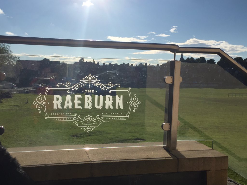EverydayEdinbu1's tweet photo. Enjoying #saturday #sunshine #cocktails @theraeburn https://t.co/Yhrb6lLFSu