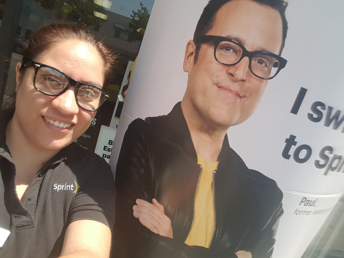 WLSprintVTR's tweet photo. If paul Marcarelli switched to sprint why not you?🤔😊🖒 https://t.co/PgiDFWcn1q