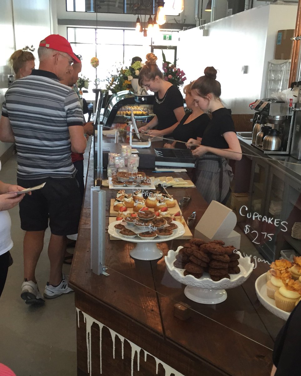 GNCCpromoter's tweet photo. Congratulations @EdibleOptions on your #grandopening 
@The_GNCC wishes you the best 
#smallbiz 
#glutenfree 
#vegan https://t.co/xdz9rdcMP2