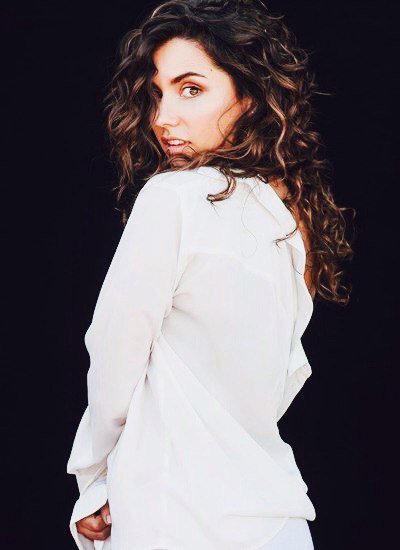 Touch the rain and feel the summer breeze☄💦
Say the things we've never said.❣