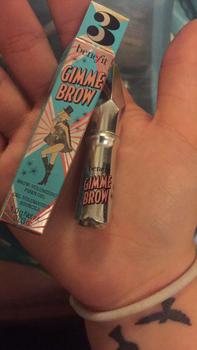 _Stepharoni_'s tweet photo. If I got more @BenefitBeauty 's gimme brow in my next @birchbox I wouldn't complain. 😉😉 https://t.co/tayu6X3zDD