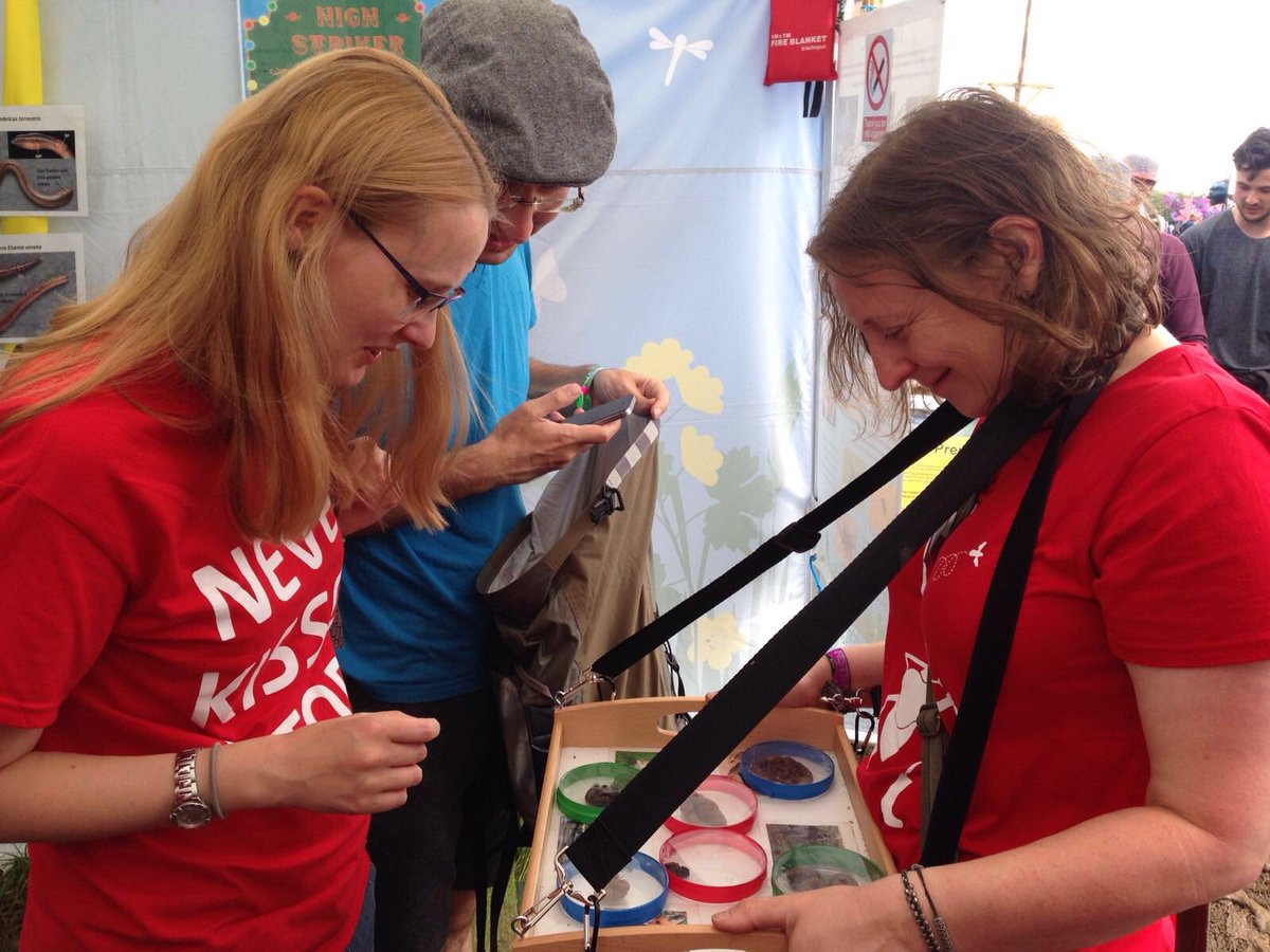 FestivalBugs's tweet image. Playing #poodunnit with @panemma - @CatSmithMP visits our stall @GlastoFest #festivalbug @LancasterUni