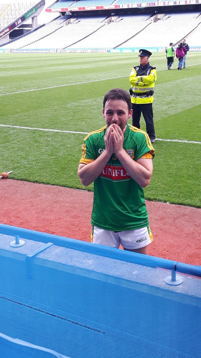 stevedonoghue6's tweet photo. Unbelievable stuff, a special team, congratulations @davedonoghue4 @SMcGann_90 @HurlingMeath https://t.co/jX4bJdUOVl