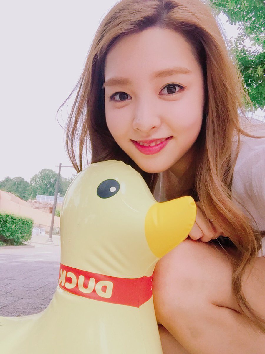 berrygoodpixs's tweet photo. sehyung🍓 #베리굿 #berrygood #엔젤 #ANGEL https://t.co/vpZuy6ItvC