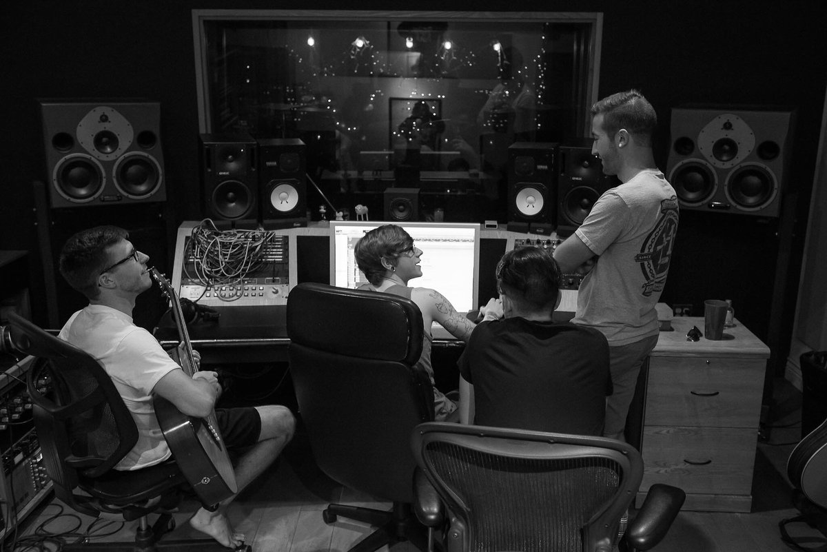 dillon_danforth's tweet photo. @TrophyWivesRI killing it in the studio https://t.co/RS91lyLru3
