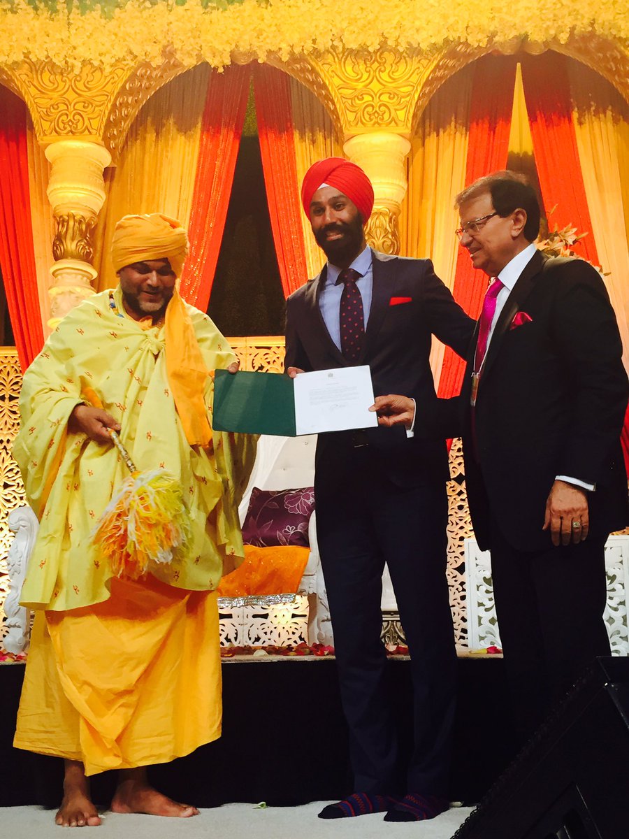 RajSGrewal's tweet image. A true honour to bring greetings from @JustinTrudeau at today's Awaken Your Soul event in #Mississauga #cdnpoli