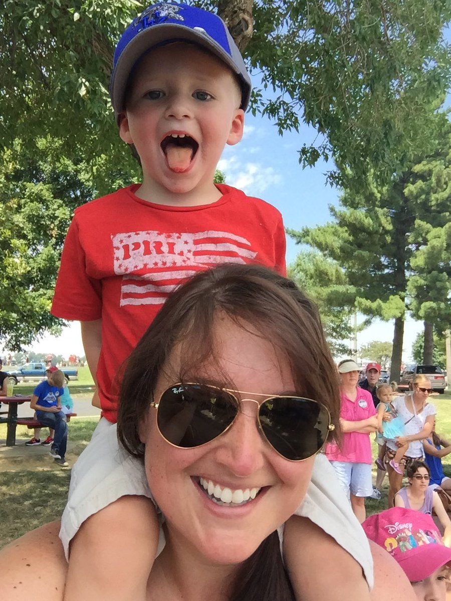 StephStone21's tweet image. Best seat in the house! #ShrinersFest #BigJet