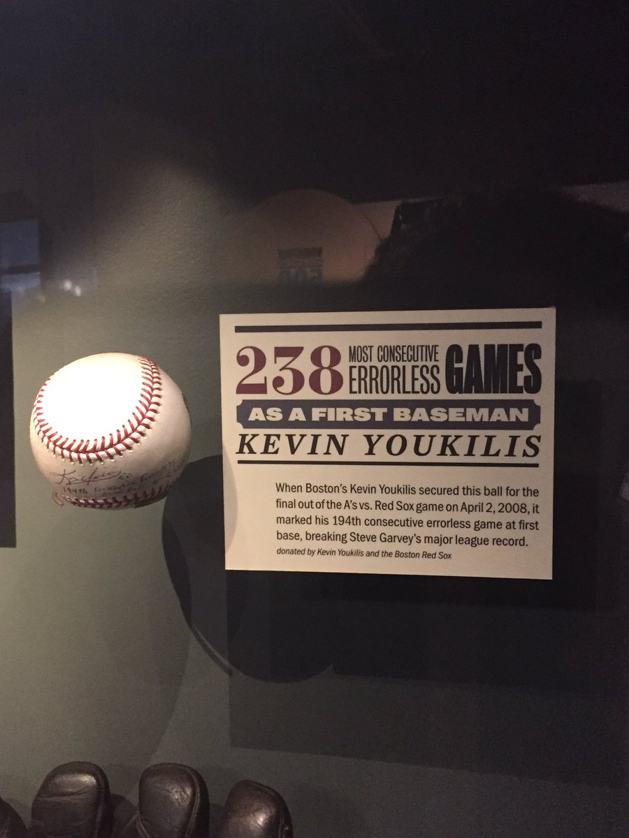 ChrisLangloisAM's tweet image. Love seeing @KYouk_2036 in the @baseballhall!! Thanks for all the great years on the @RedSox Youk!! #errorless
