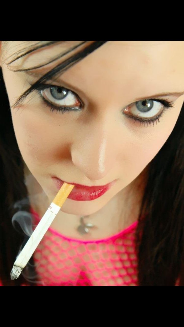 Cigarettes and Heels 👠🚬 on X: Hey @Msinhale me and @smokeit06 have  decided your the hottest smoker!!! How much you smoking a day now?? X  t.co5GLE2VfVQI  X