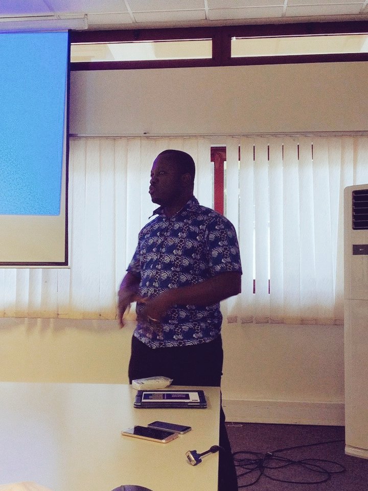 benadadevoh's tweet photo. @maxihere talks to us about brands and Influencers. #BlogCamp16 https://t.co/bo42j7PD8P