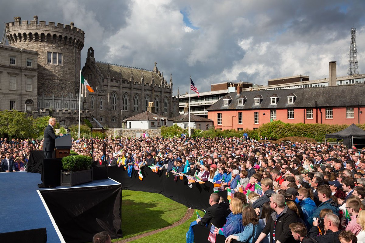 viddyad's tweet photo. Thanks @VP for your time and @WhiteHouse @MichaelDHiggs for the privilage. #dublincastle #ÁrasAnUachtaráin #Viddyad https://t.co/OwZ8scgNGd