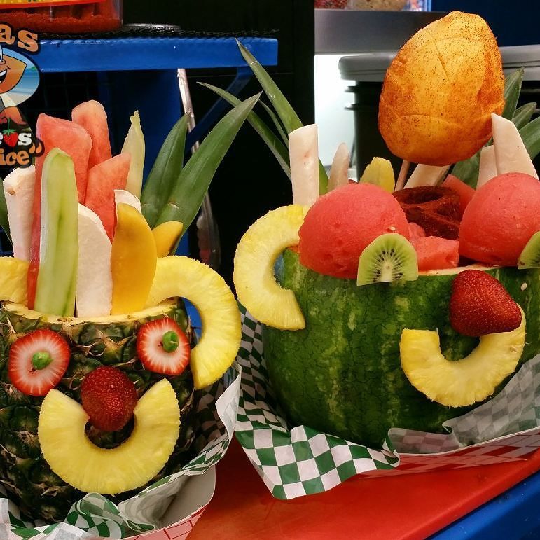 TortasBionicos's tweet photo. Las famosas #SandiaLoca y #PinaLoca original de #SantaAna #OrangeCounty #California. #SummerTime #OCFood #FreshFrui… https://t.co/gSoK8KO8It