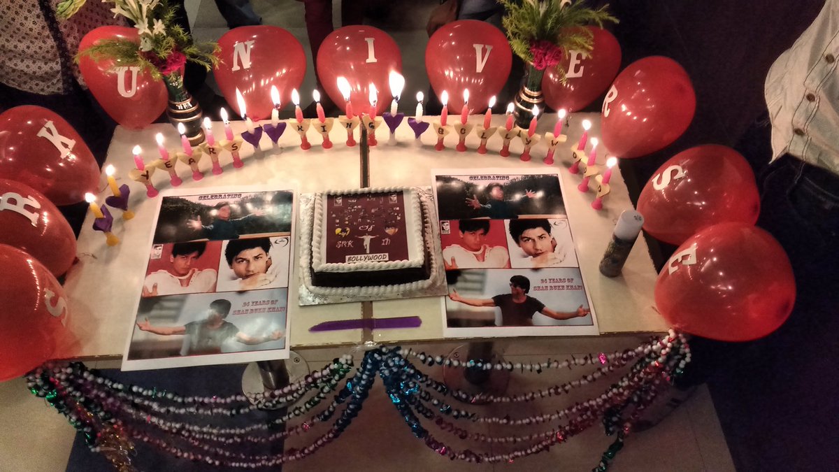 Maishaan's tweet photo. In Pics : SRKUniverse Team Kolkatta Celebrating #24YearsOfKingKhan https://t.co/ijOE6vKnuA