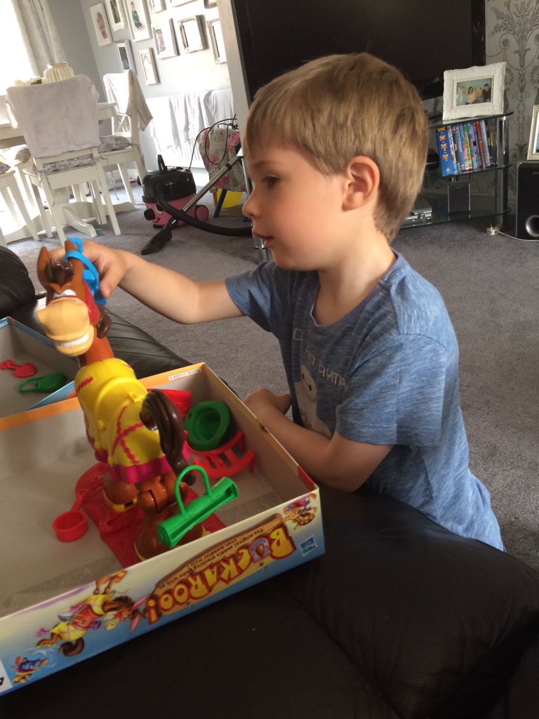 DonnaKeebab40's tweet photo. @TacticGamesUK #CrazyCafe #TacticGiveAway my boy loves board games this looks so much fun https://t.co/DKoStpTLVa
