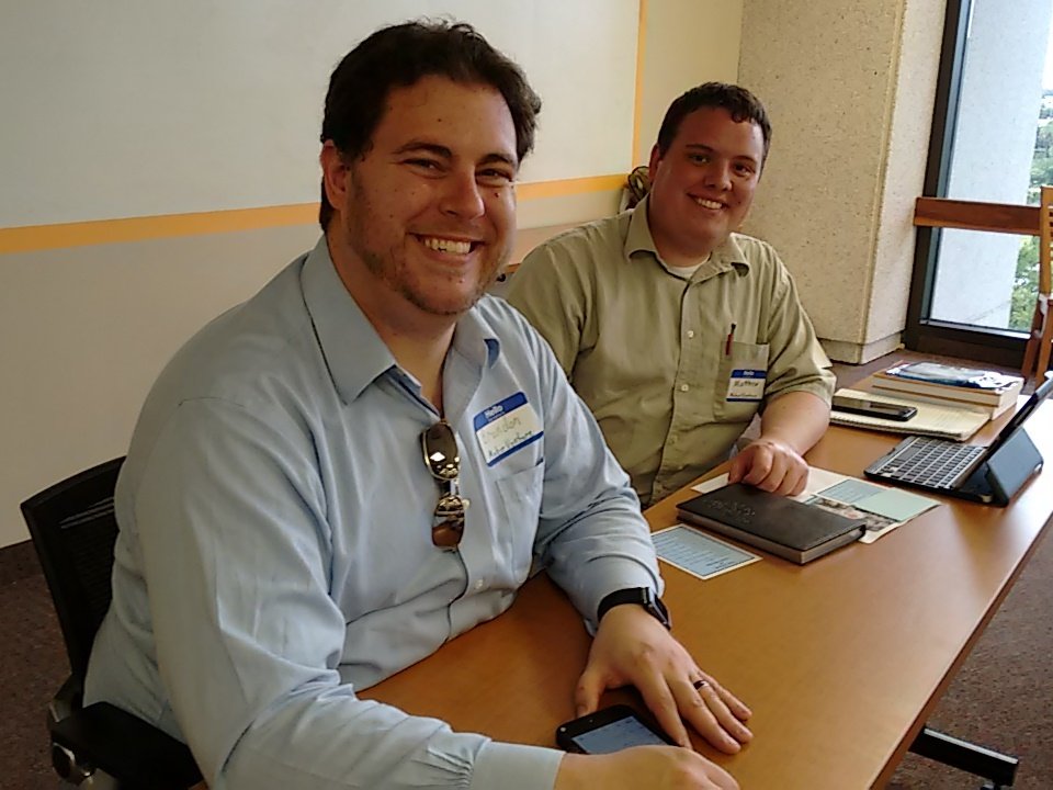 Ready to #Make at <a href="/TheHiveTHPL/">THE HIVE</a> with <a href="/MakerVenture/">MakerVenture</a> ! The rain's stopped - we'll be here til 6pm!