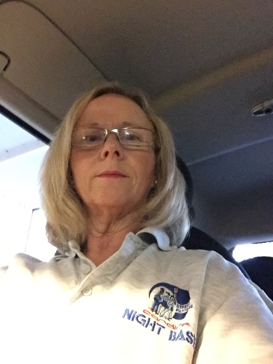 eleanorsanders's tweet photo. Once again off to support @StreetPastorsCF in #Nightbase. #supplies✅ praying for safety in our city #busynight https://t.co/lclWBdRn3e