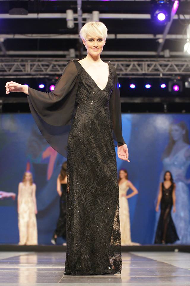 dannu66's tweet photo. @MalalaFigueredo Divina #Coleccion #SusanaOrtiz #ModaCoiffure2016 @silkeymundial https://t.co/RrHorL7QAv