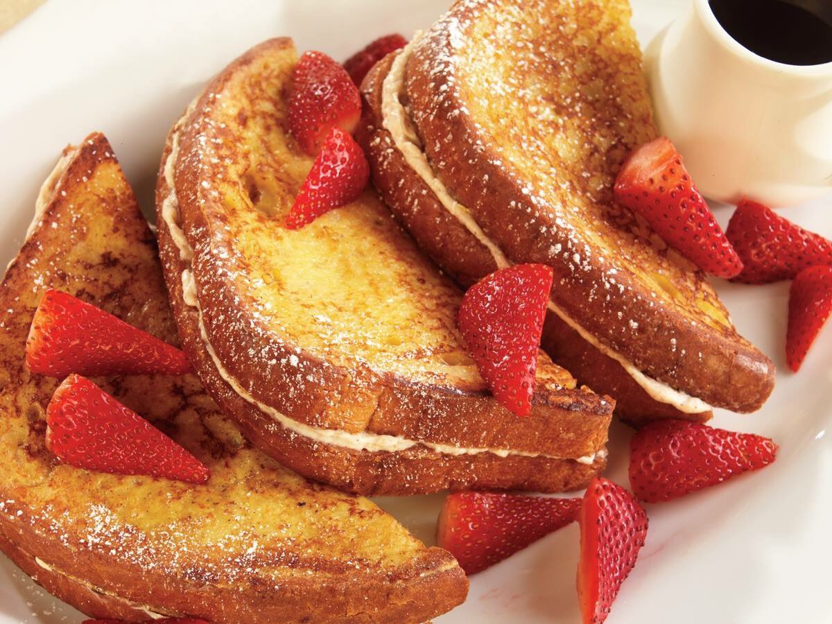 Who doesn't love a good brunch? Especially sweet cream stuffed French toast. #mybravo