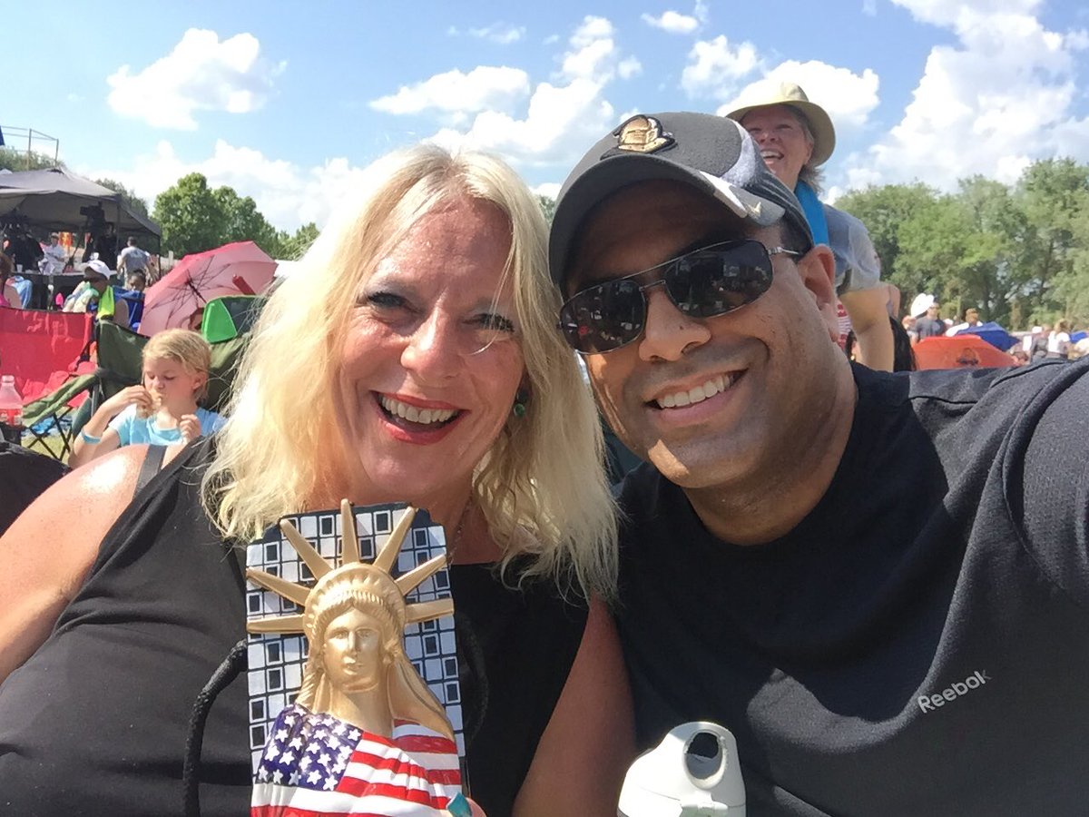 ZikJackson's tweet photo. Made it to Freedom Fest Jacksonville @sking244. It's a hot one. #FFJAX @ccontheweb https://t.co/P49zS1g0W3