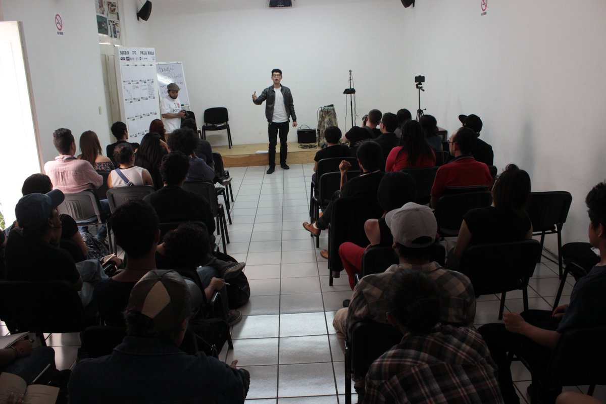 Centro_ALIAC's tweet photo. Así va este #Slamín de Junio #ColectivoPOM @ComikkMG #CCALIAC
https://t.co/xzMPwvDXiw
https://t.co/jFSBMnXIDF https://t.co/jV6UrZXKUD
