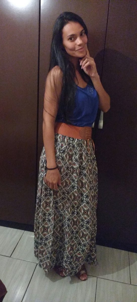 erikacardoso054's tweet photo. #natural #semmake #lookdanight🙏😇 😉 https://t.co/BXiV5dYOIg