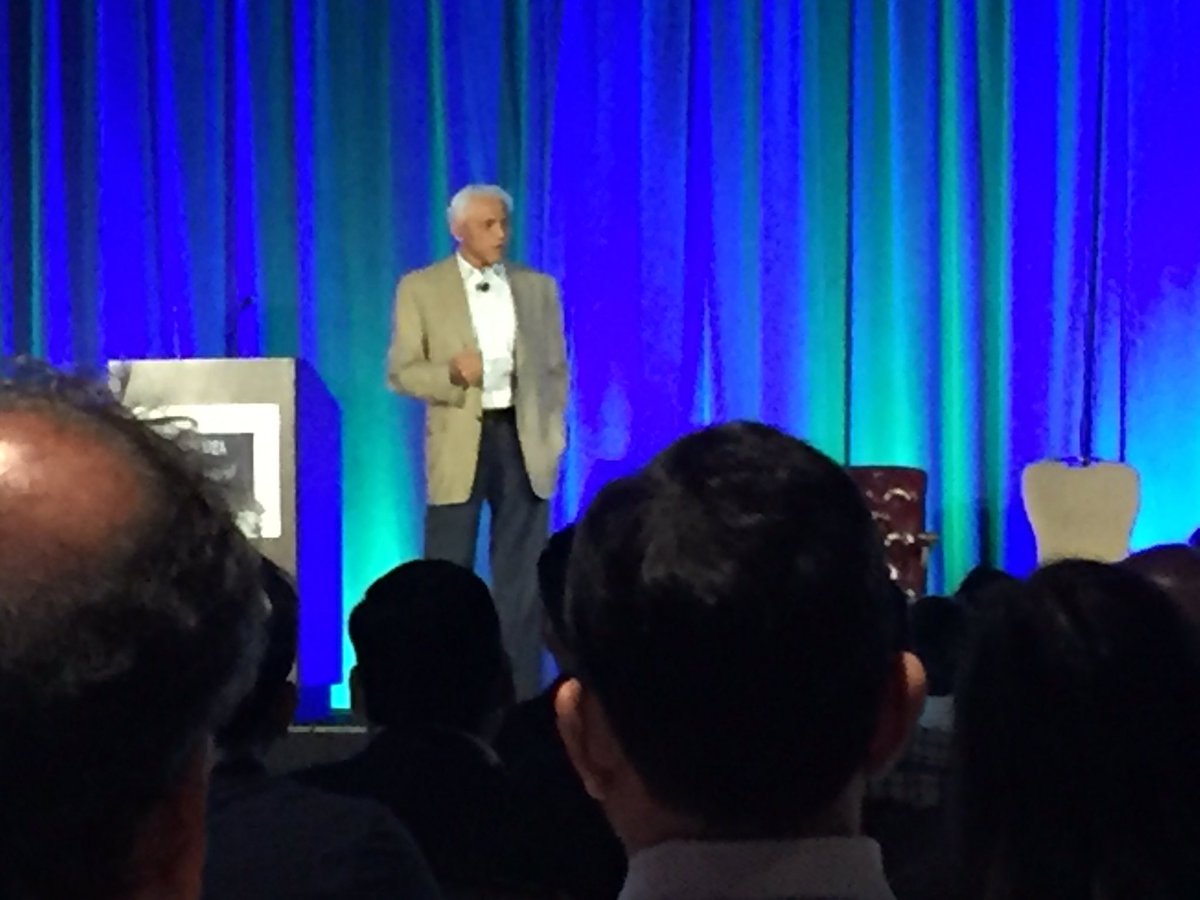 rdr2004's tweet image. #IITMafia keynote by Dr.Romesh. His current goal is to donate 90% of his total net worth of 2+ BIllion