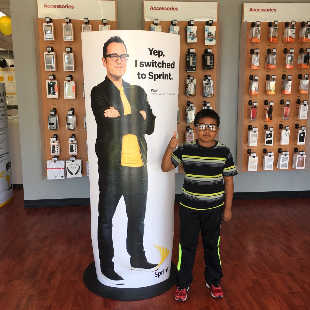 Anotherhappycustomer#switchtosprint <a href="/marceloclaure/">Marcelo Claure</a> 
 <a href="/DannyIsho/">Danny Isho</a> @BernardArabo <a href="/SDMikeE1331/">mike eccher</a>  #ByeFelicia <a href="/JohnLegere/">John Legere</a>